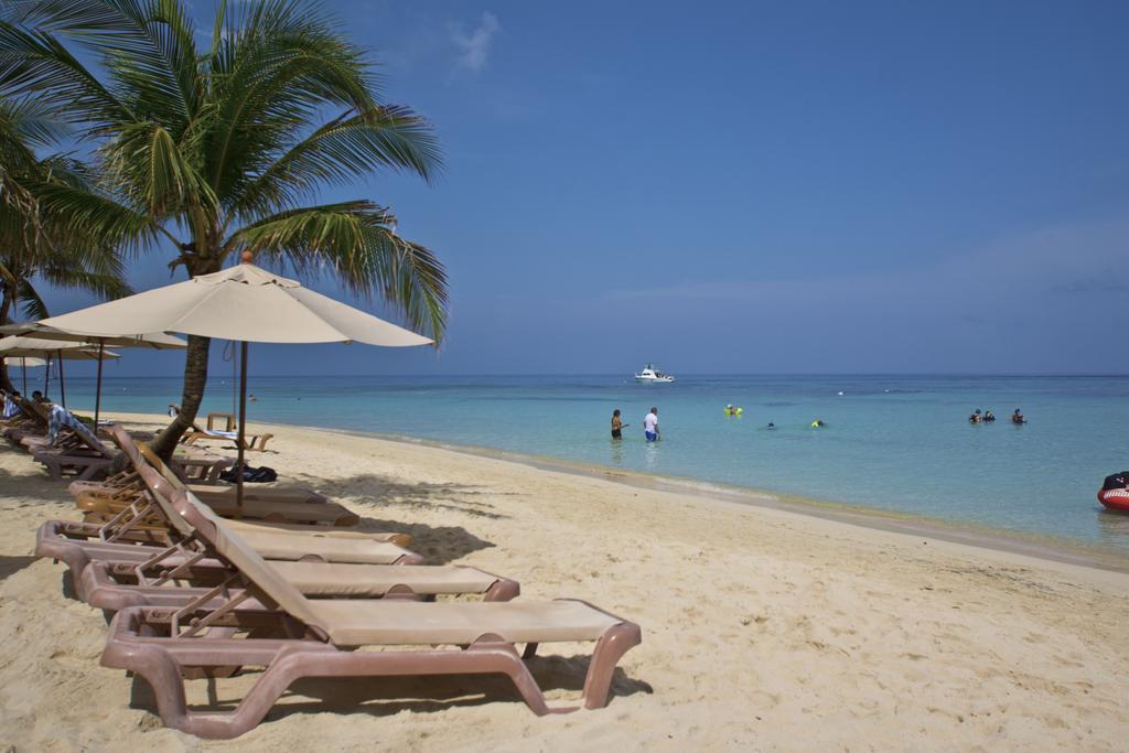 Infinity Bay Spa & Beach Resort West Bay Kültér fotó